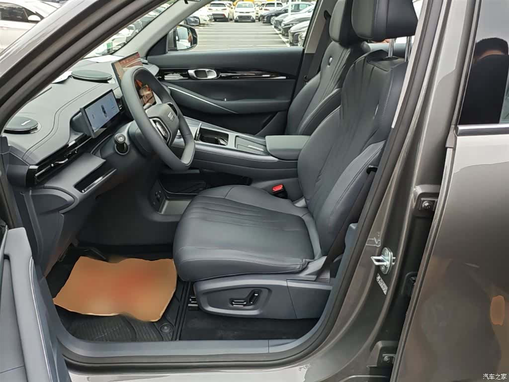 Geely Galaxy E5, 2026 14