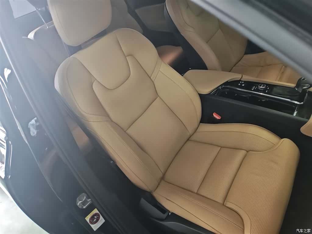 Volvo XC90, 2016 25