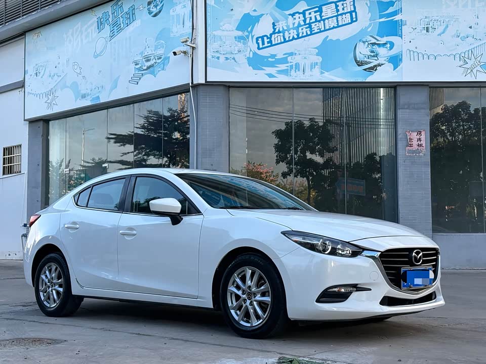 Mazda 3 Angkesaila
