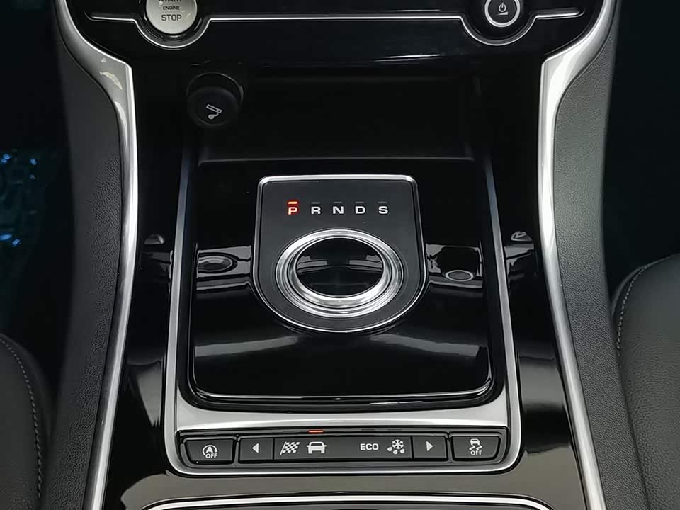 Jaguar XFL