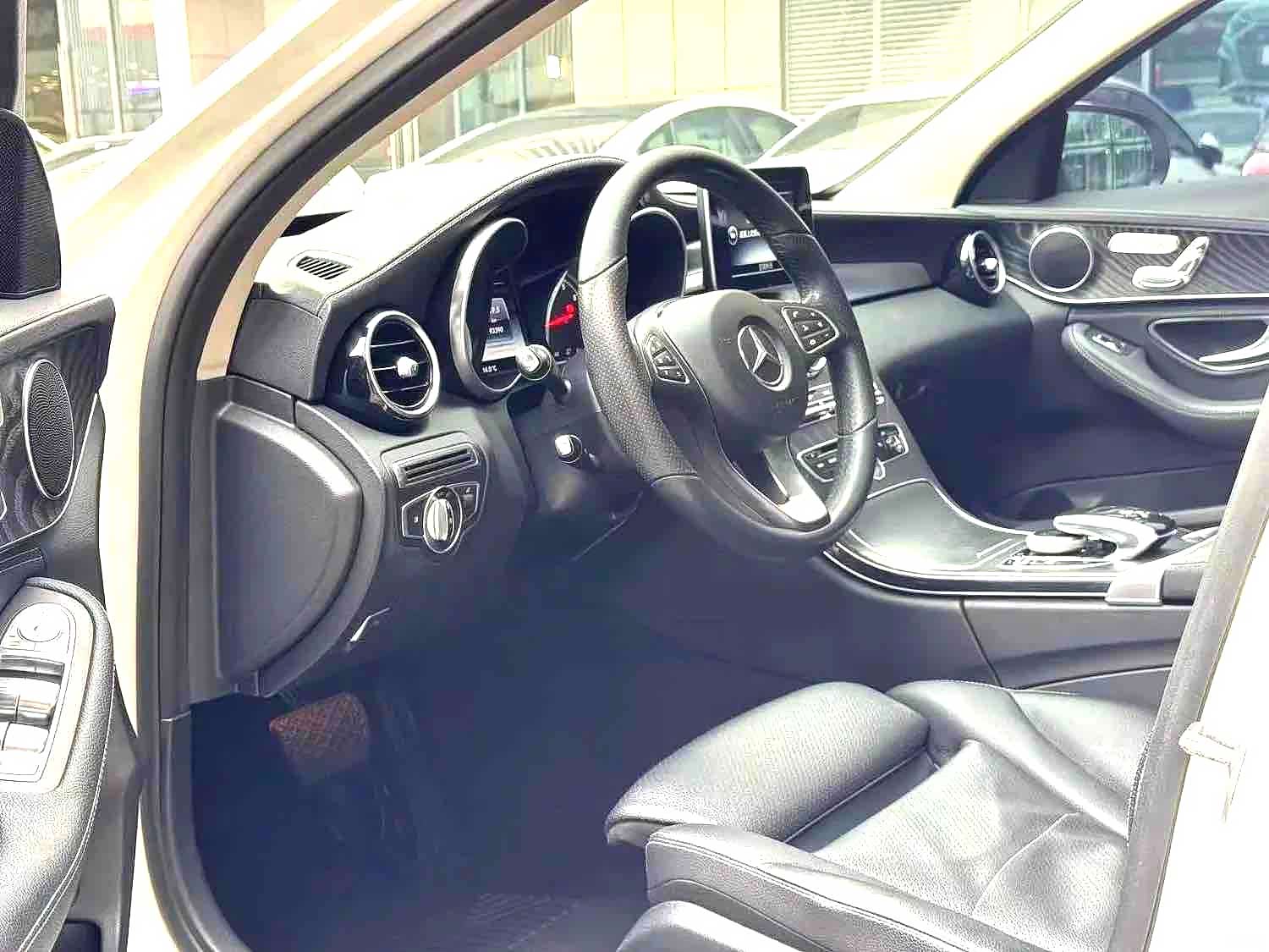 Mercedes-Benz C-Class, 2017 4