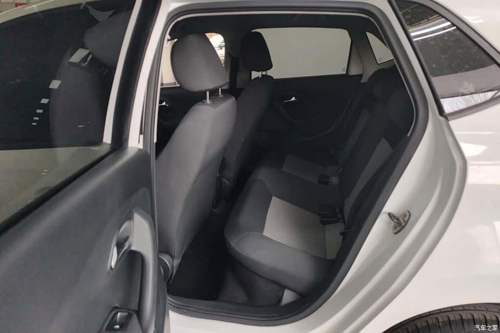 Volkswagen Polo, 2018 11