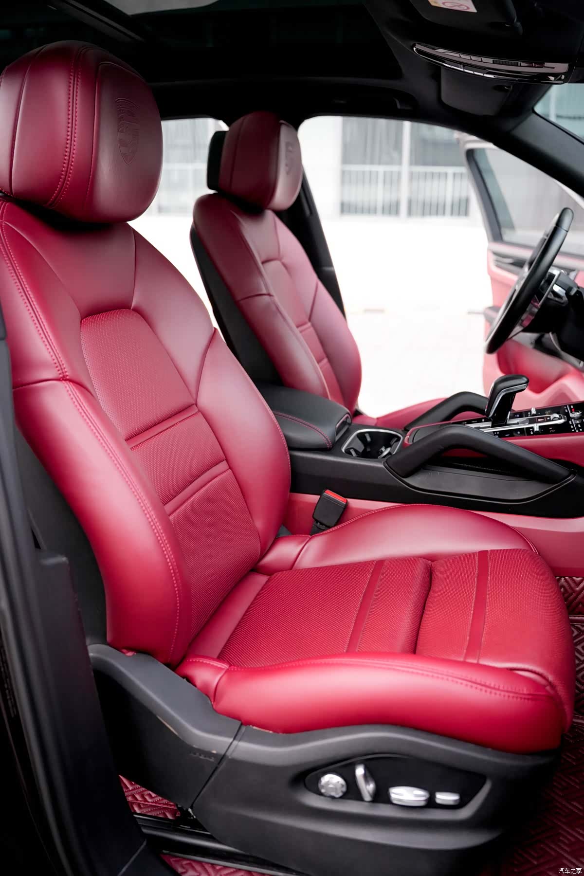 Porsche Cayenne, 2018 12