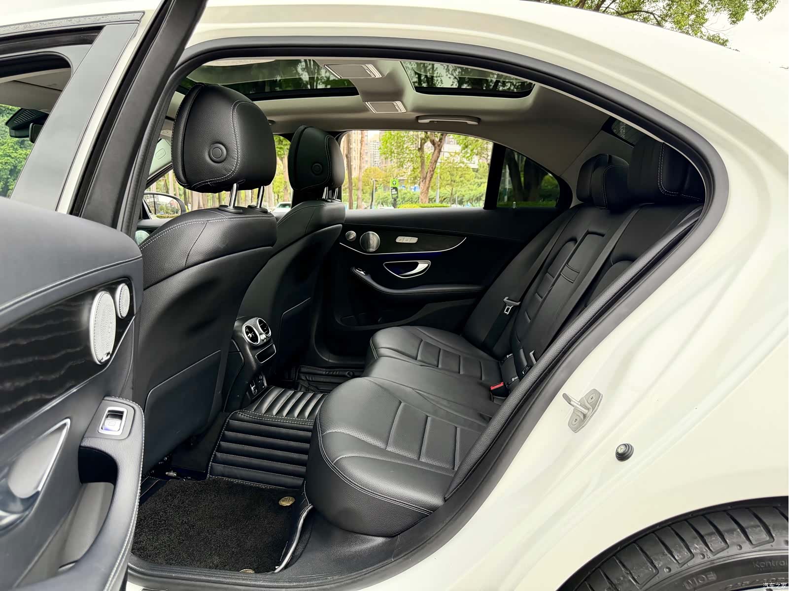 Mercedes-Benz C-Class, 2022 18