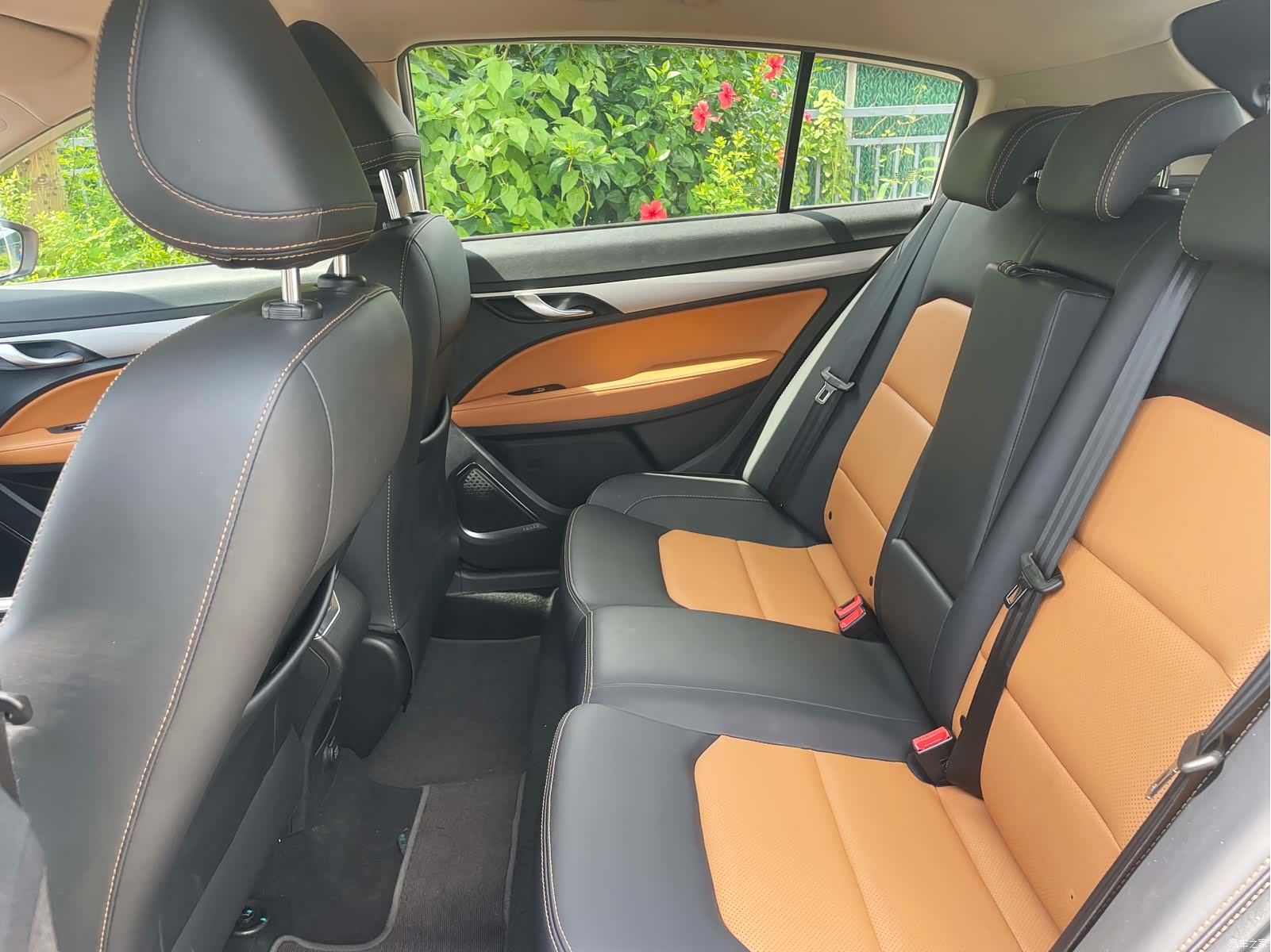 Geely S1, 2018 17