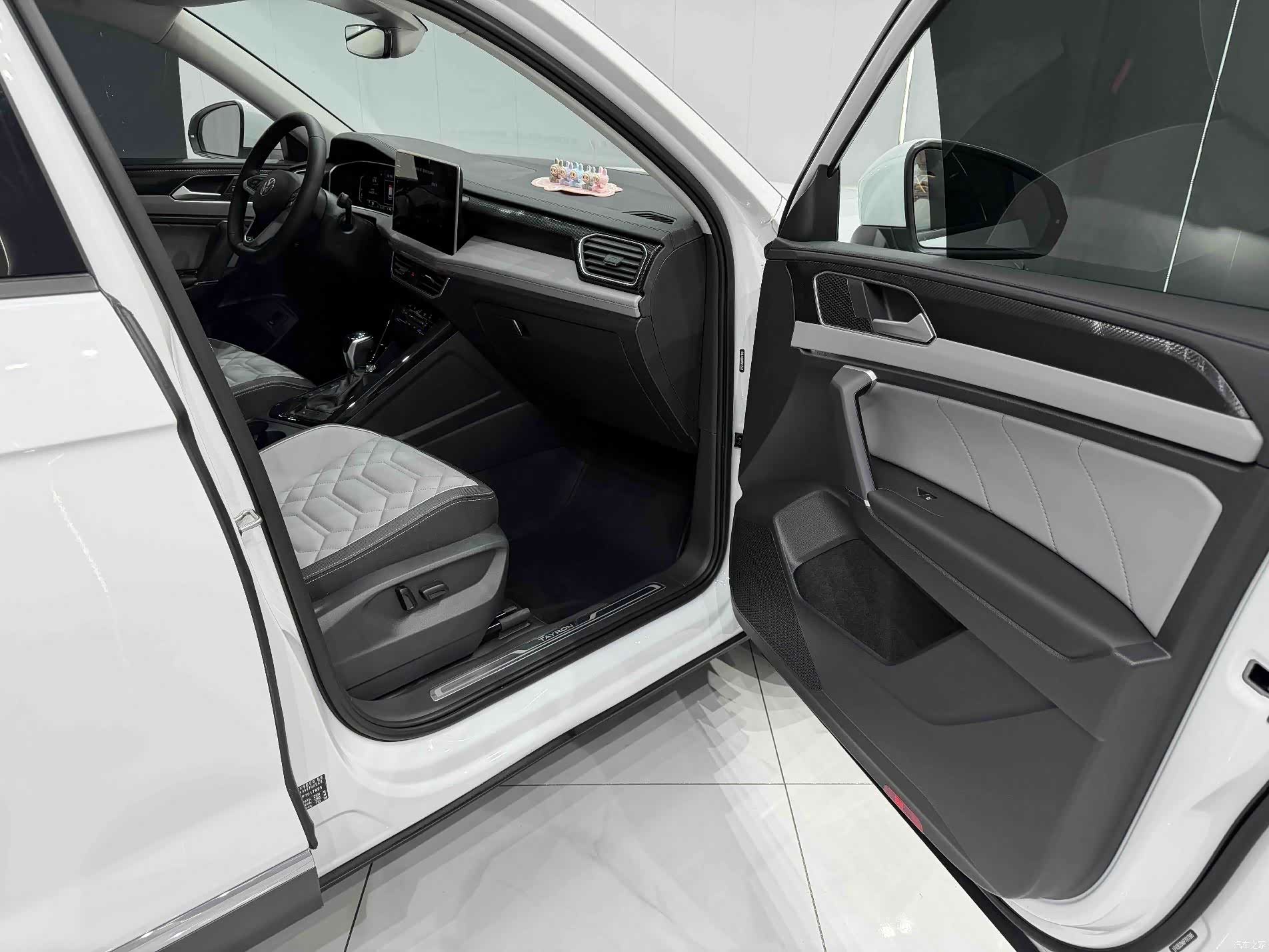 Volkswagen Tayron, 2023 11