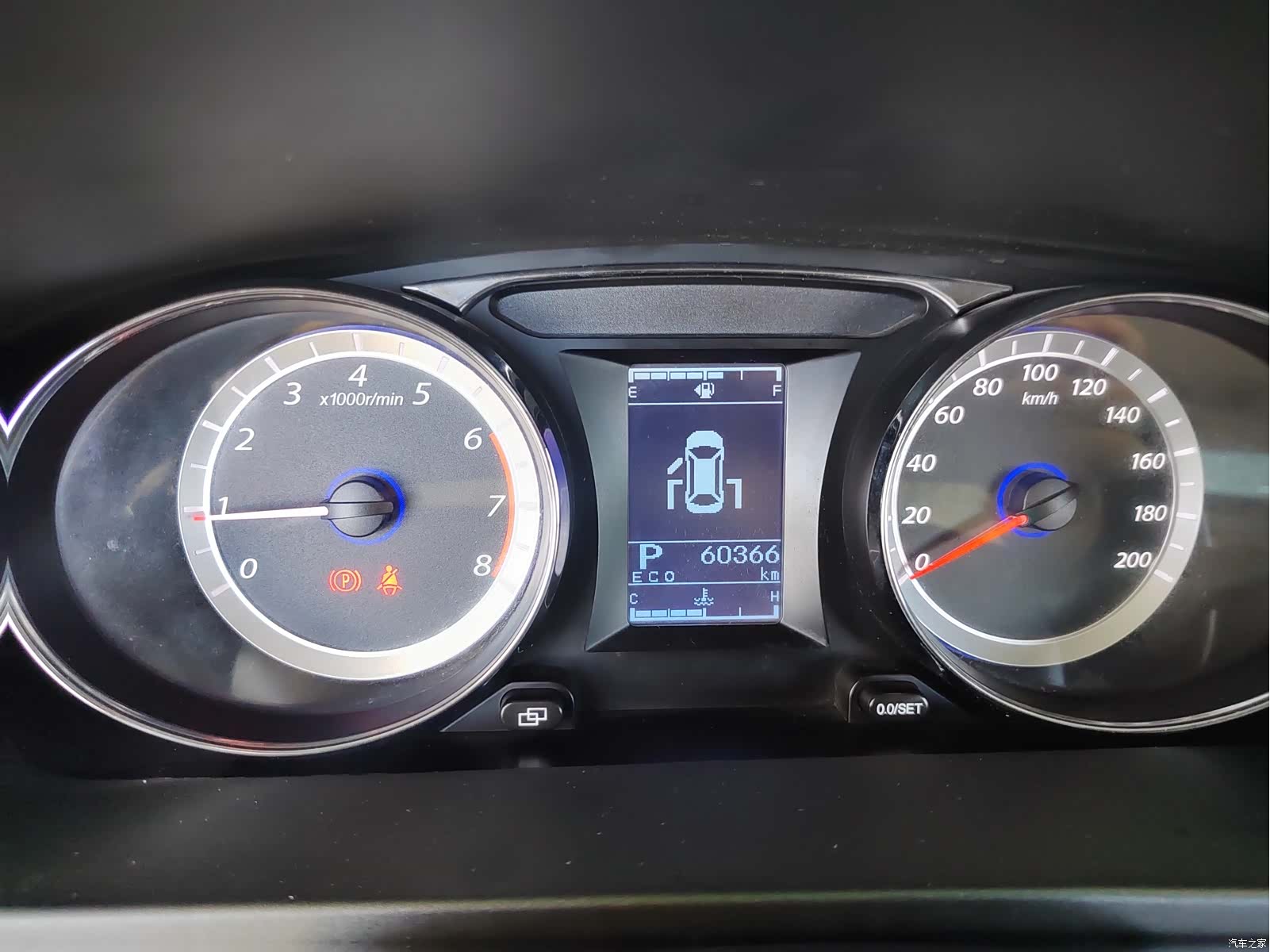 DongFeng CM7, 2018 8