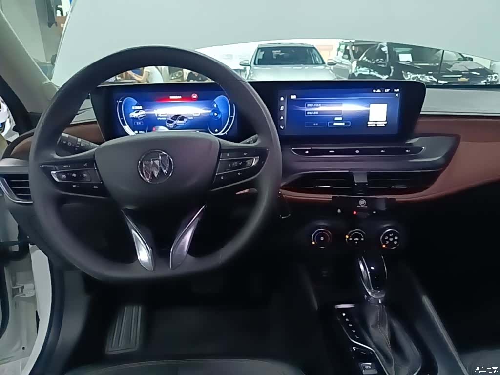 Buick Verano, 2021 10