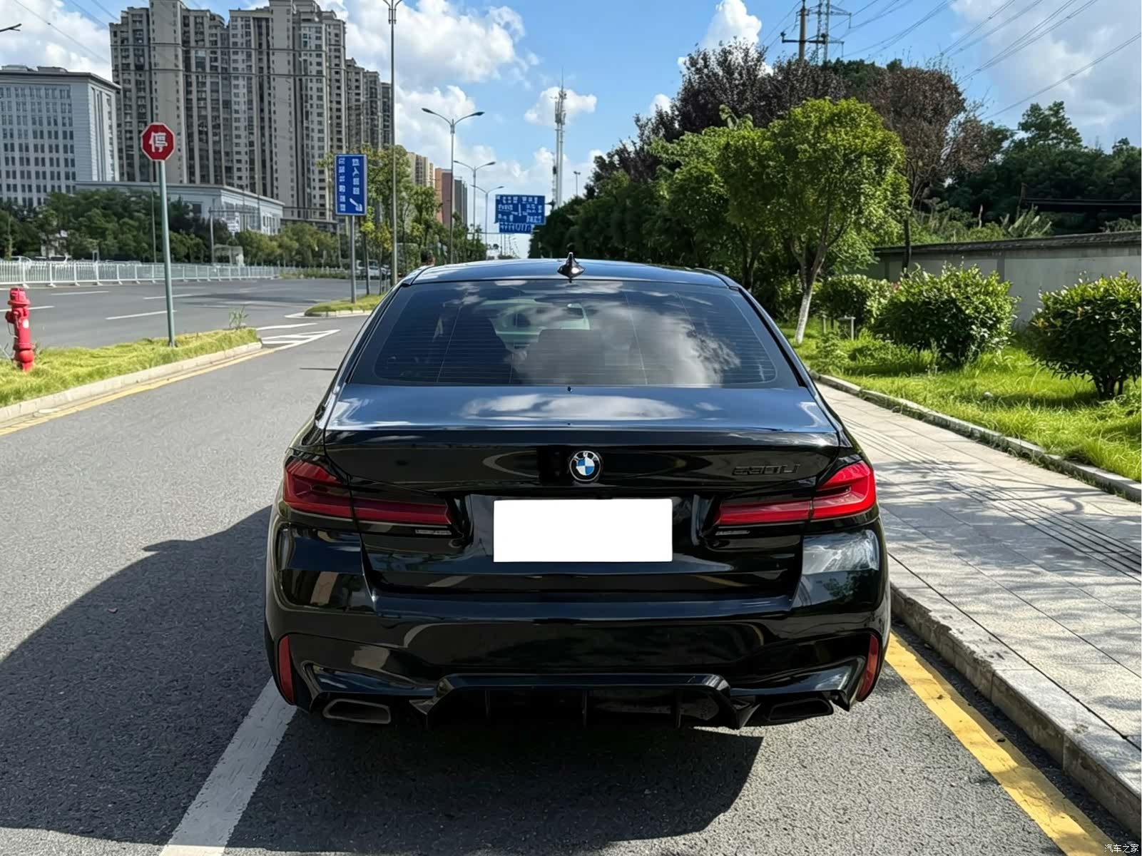 BMW 5 Series, 2023 8