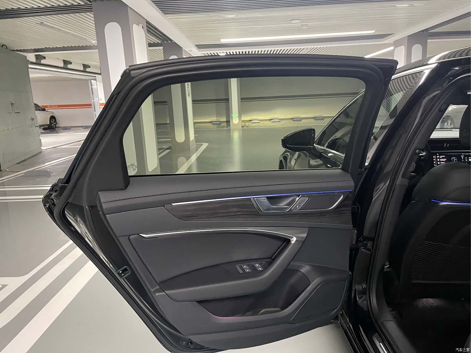Audi A6L, 2024 12