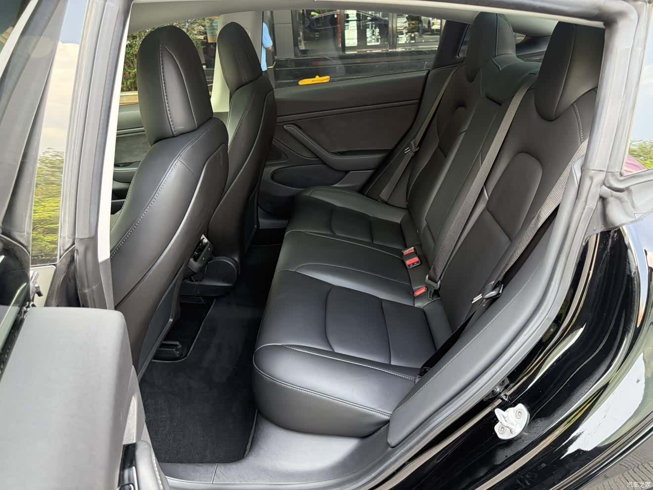 Tesla Model 3, 2019 18