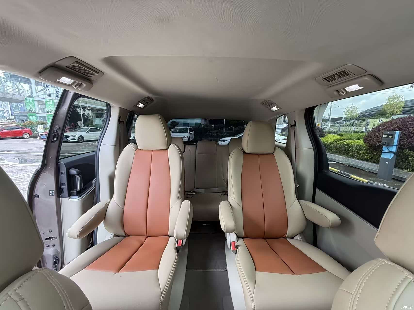Buick GL8, 2016 12