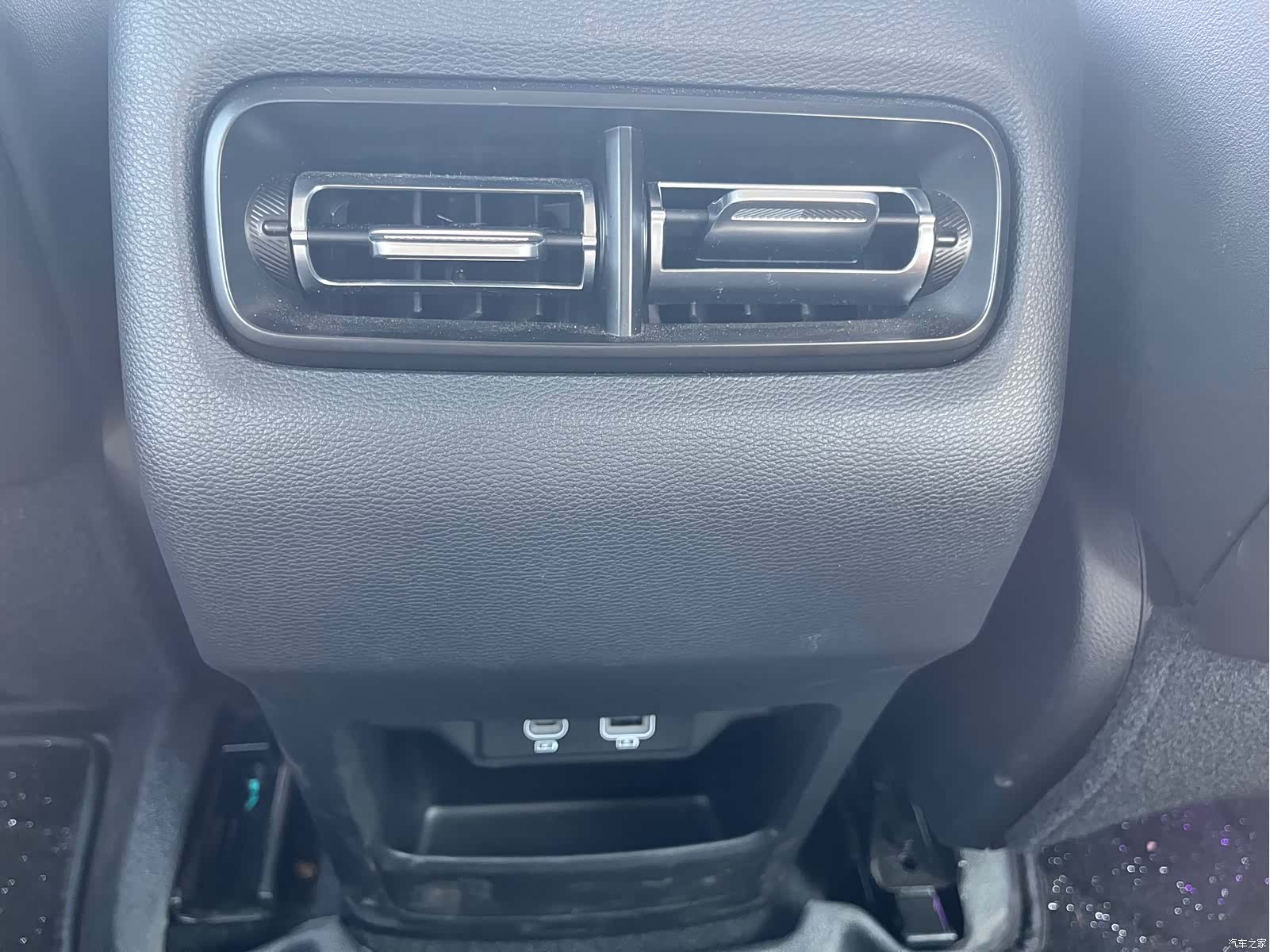 BAIC BJ40, 2025 17