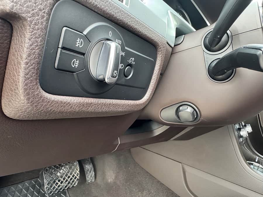 Volkswagen Touareg 2016, фото 21