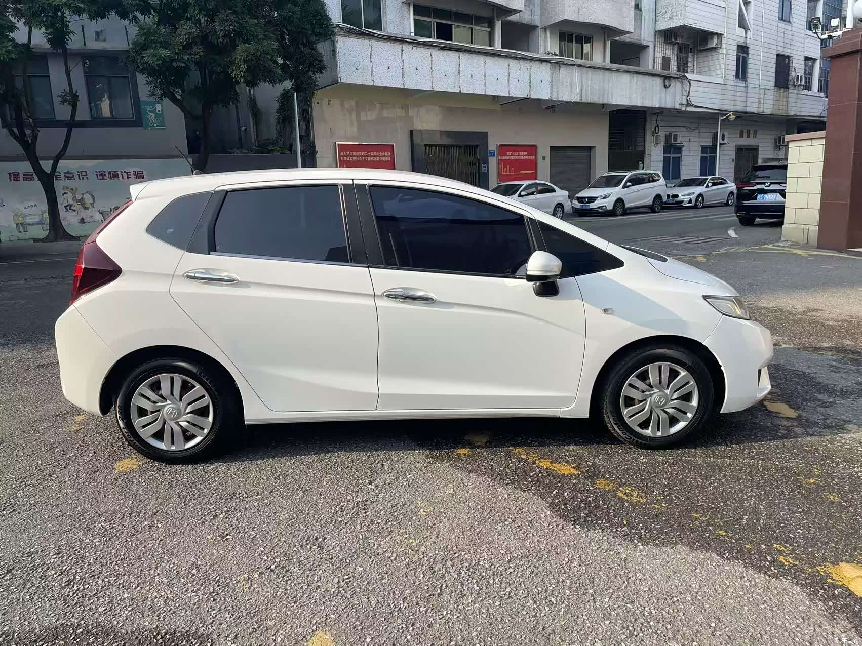 Honda Fit, 2016 4