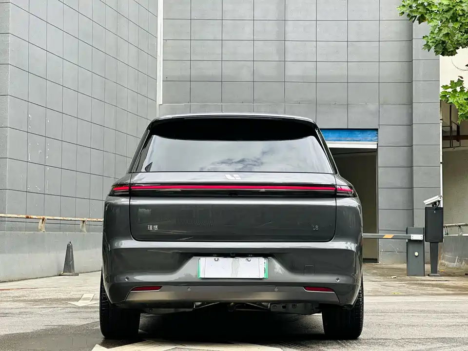 Li Auto Ideal L8