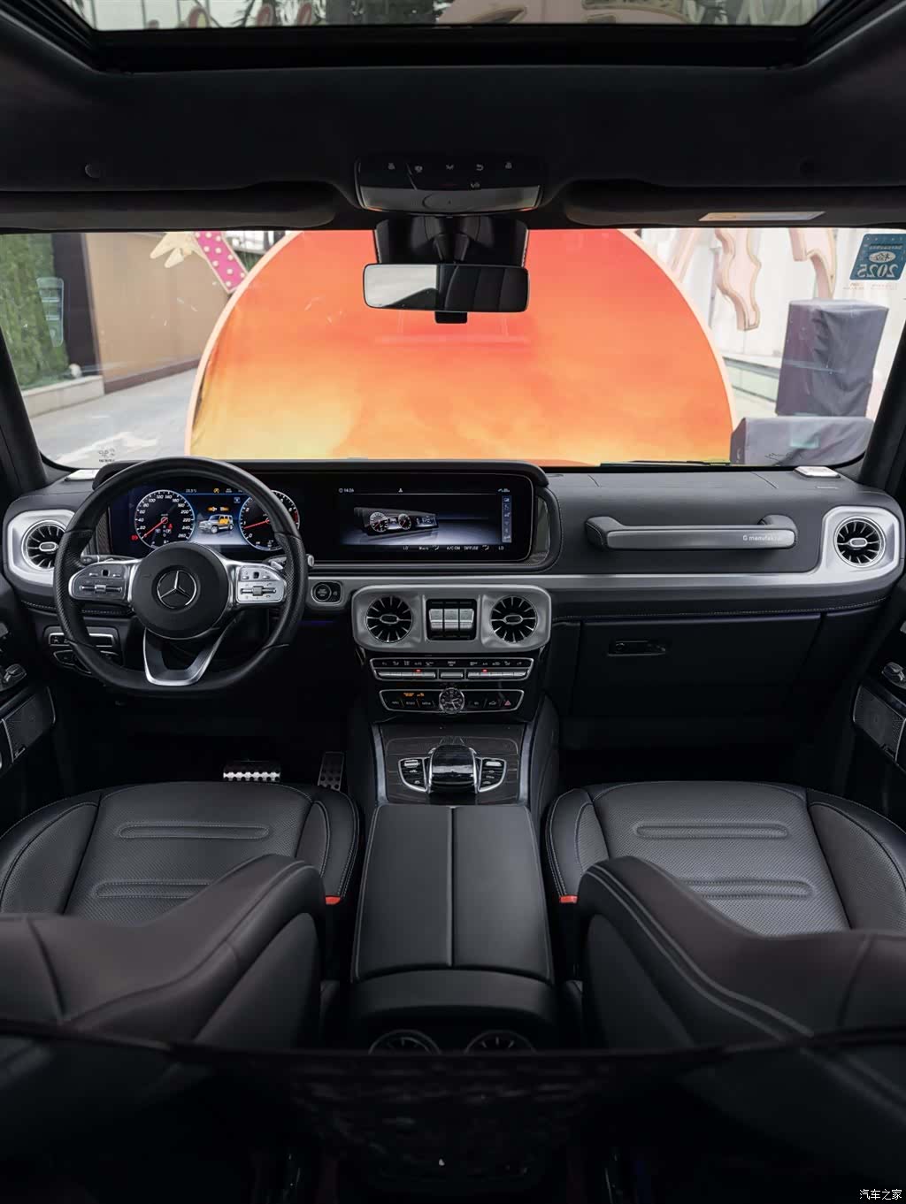 Mercedes-Benz G-Class, 2023 10