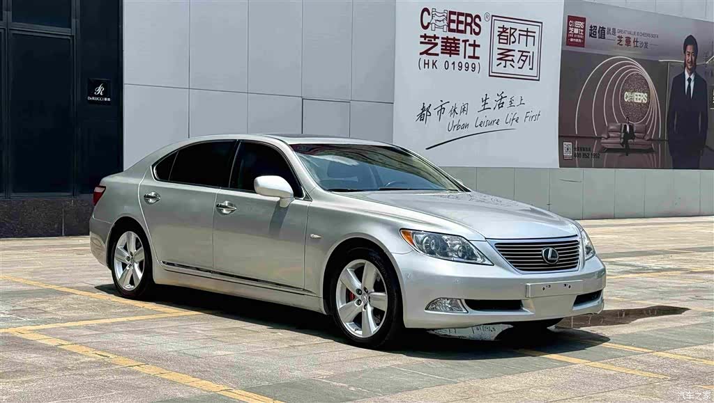 Lexus LS, 2009 3