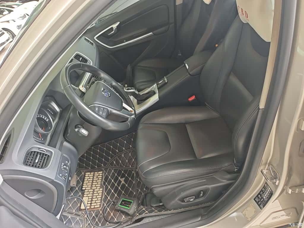 Volvo S60, 2017 15