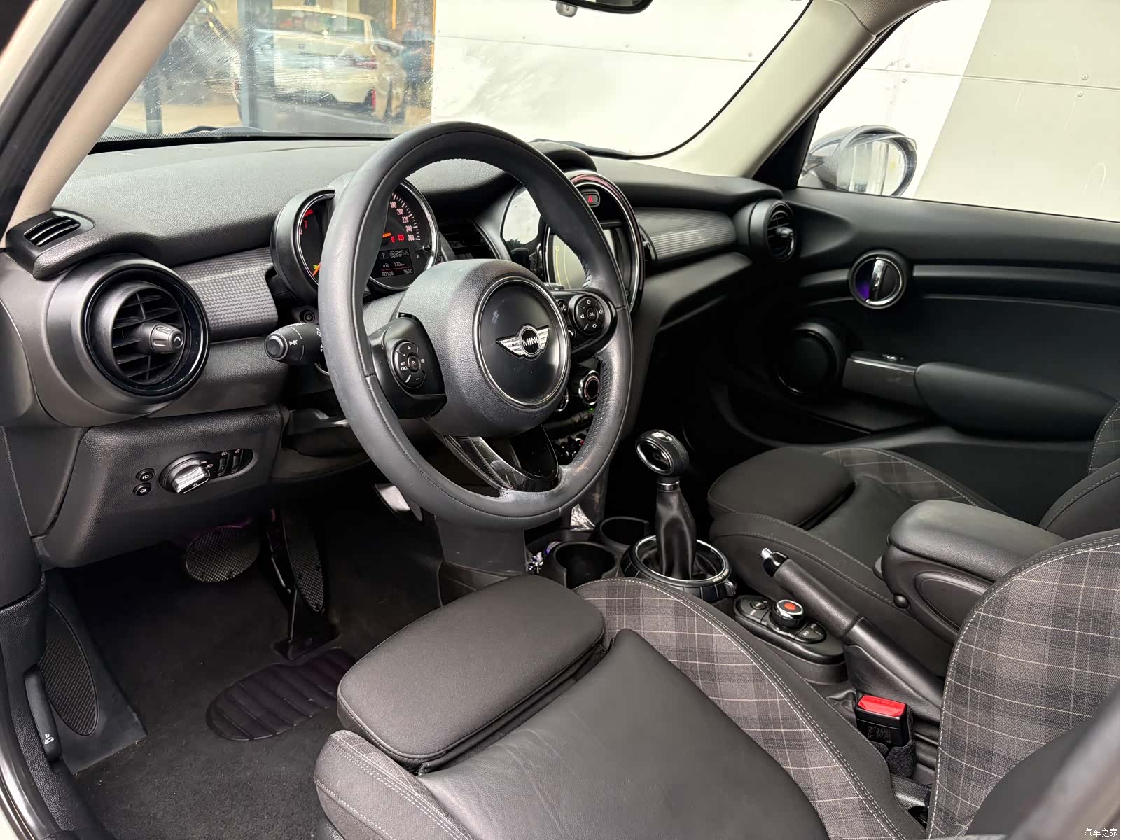 Mini Cooper, 2016 все фото