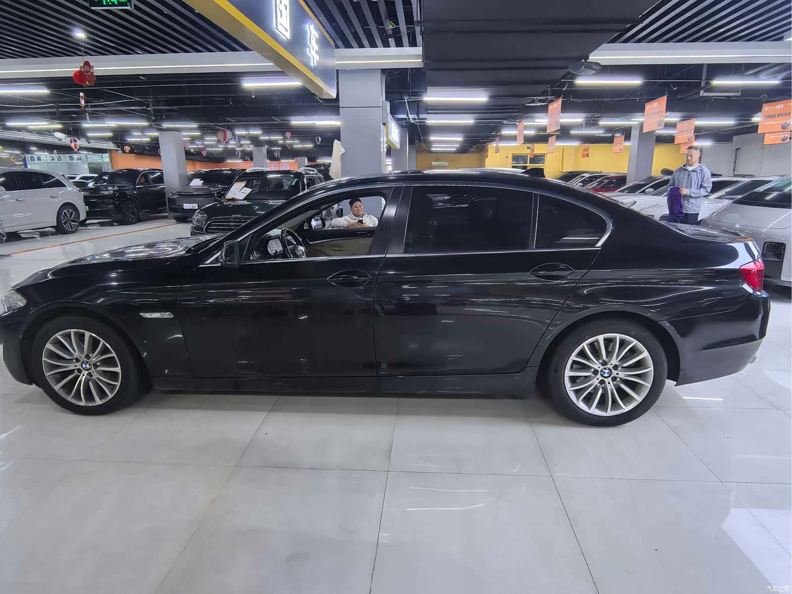 BMW 5 Series, 2012 3