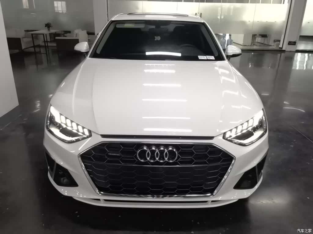 Audi A4L, 2021 3