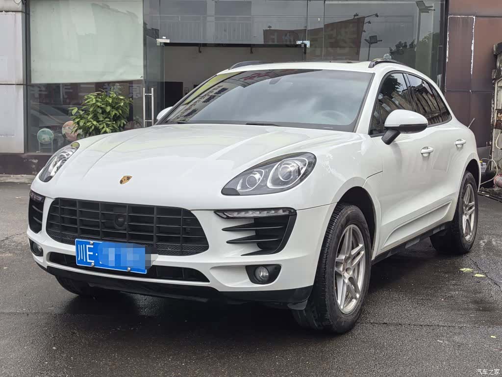 Porsche Macan, 2015 1