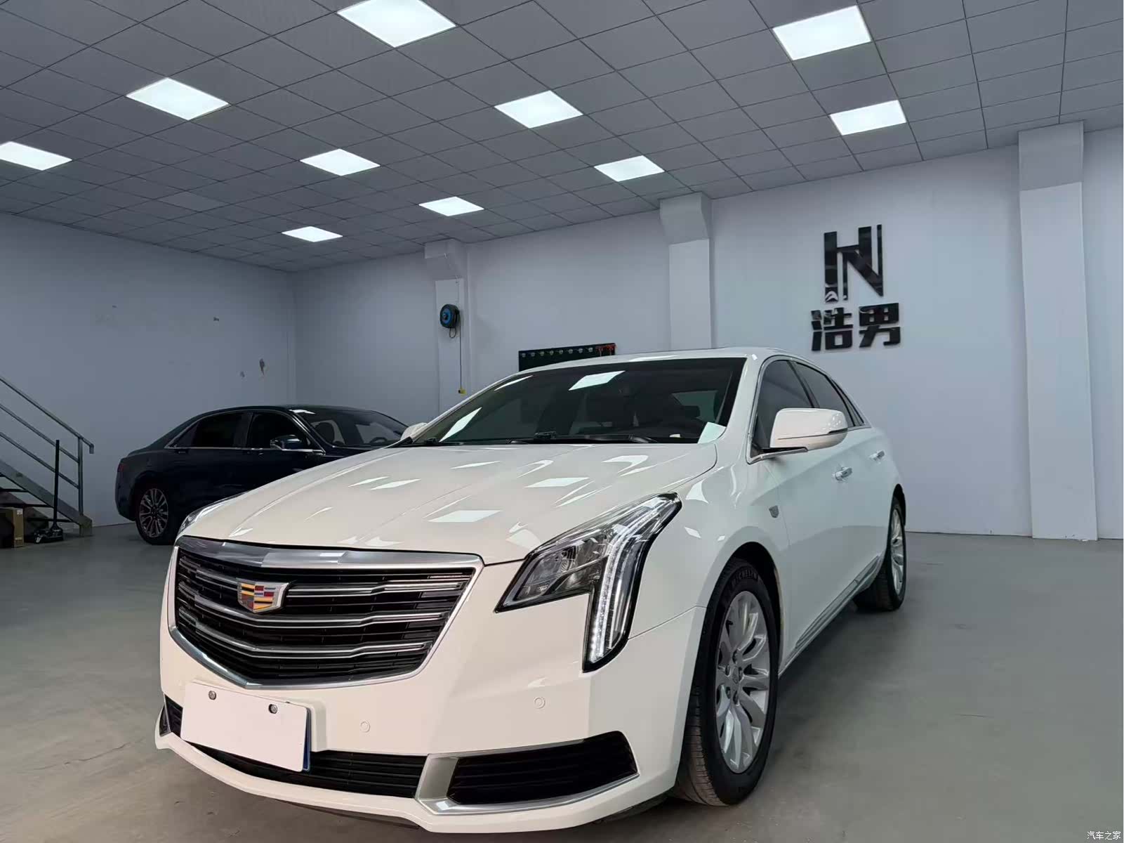 Cadillac XTS, 2018 3