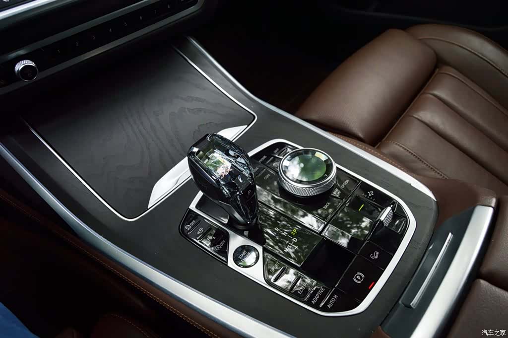 BMW X7, 2021 11