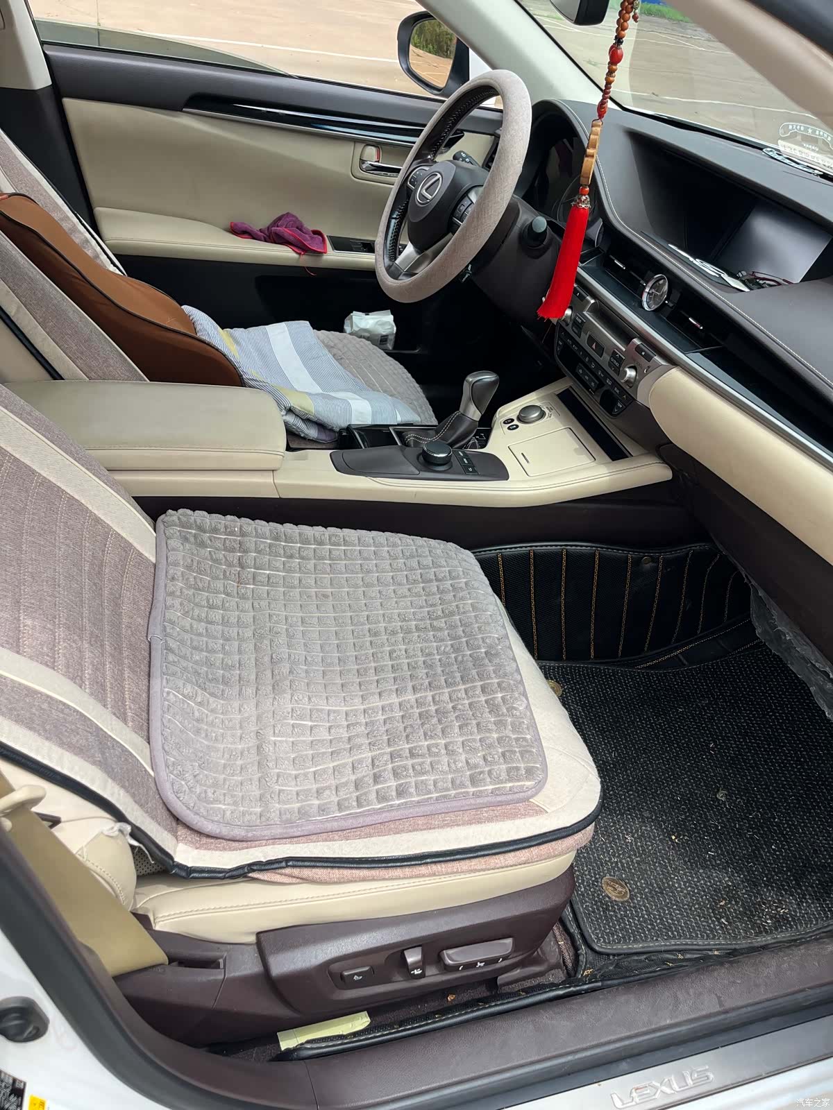 Lexus ES, 2016 22