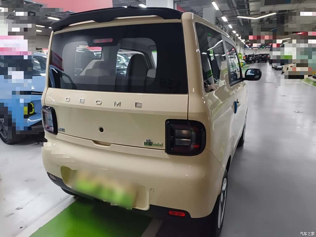 Geely Panda, 2025 7