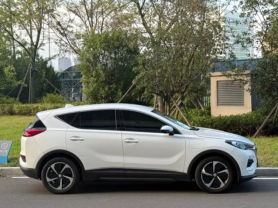 Hongqi E-HS3 Hongqi E-HS3