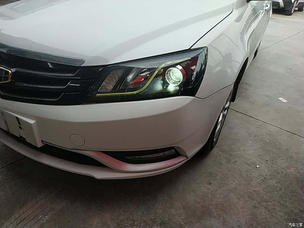 Geely Emgrand, 2015 24