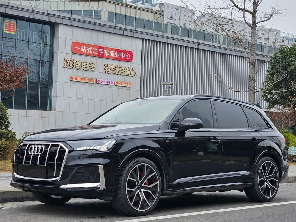 Audi Q7