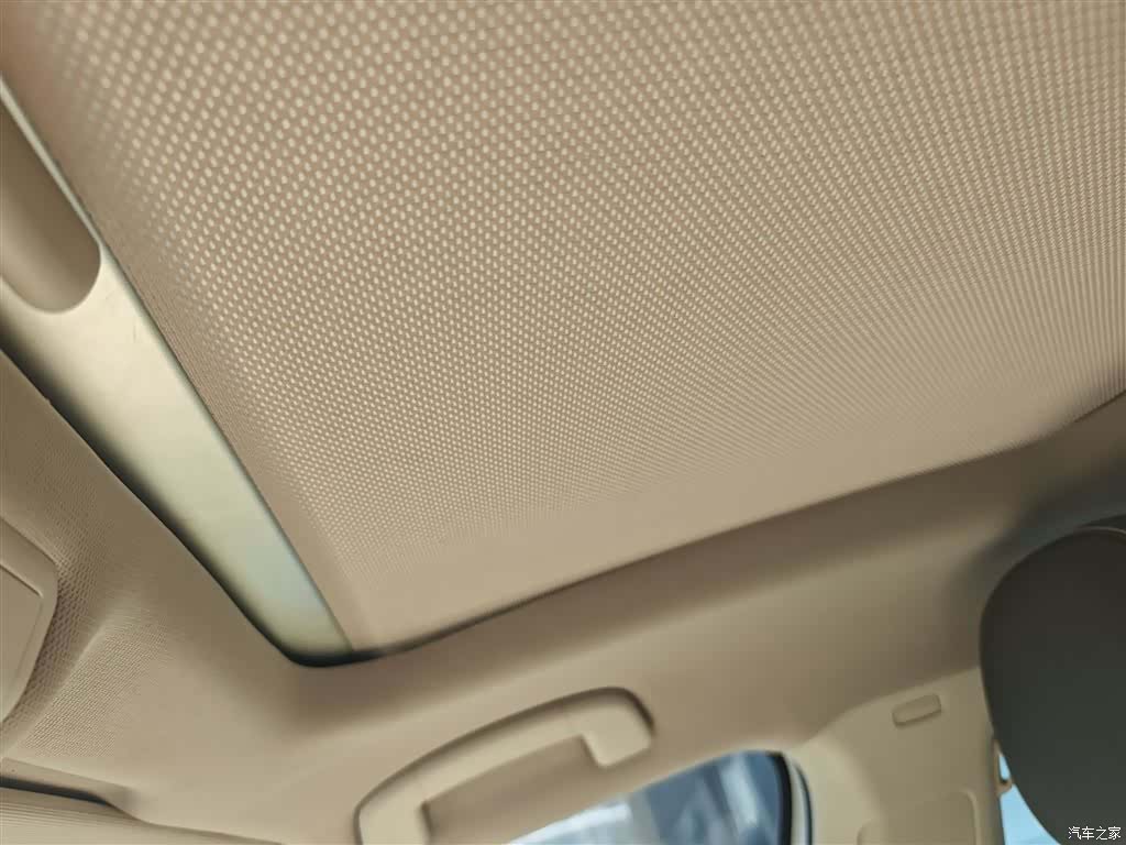 Volkswagen Lamando, 2015 17