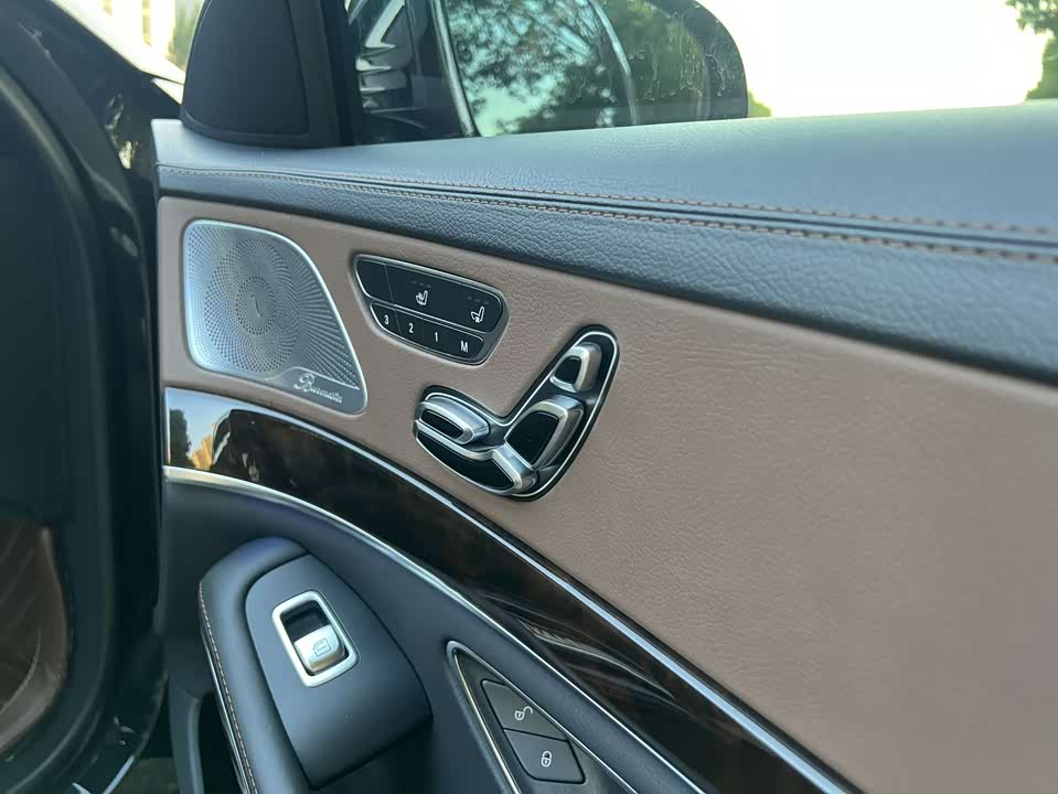 Mercedes-Benz Maybach S-class