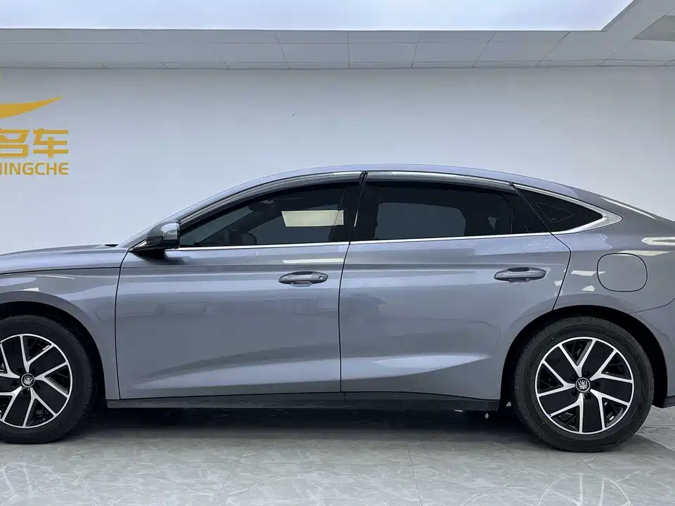 BYD Qin L BYD Qin L