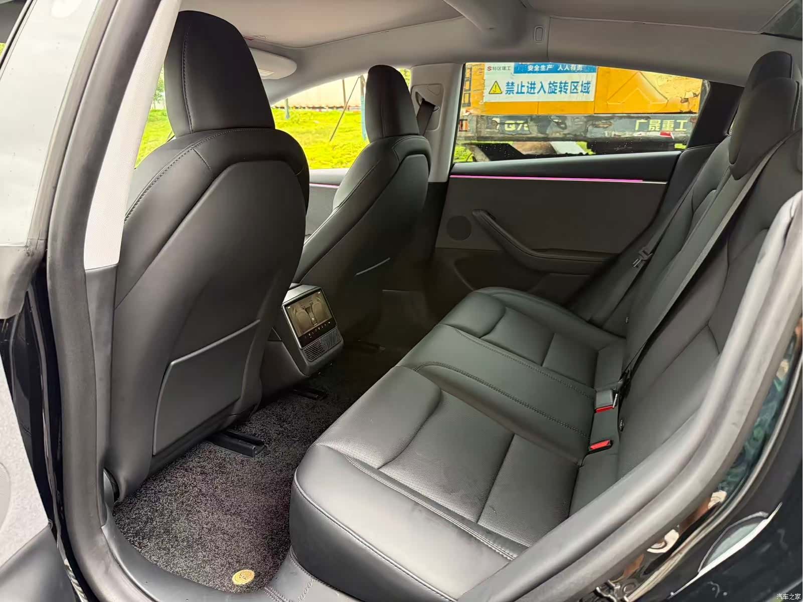 Tesla Model 3, 2024 6