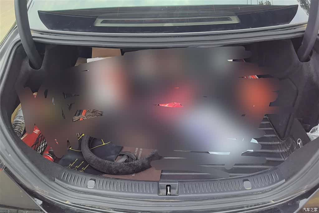 Mercedes-Benz E-Class, 2020 4