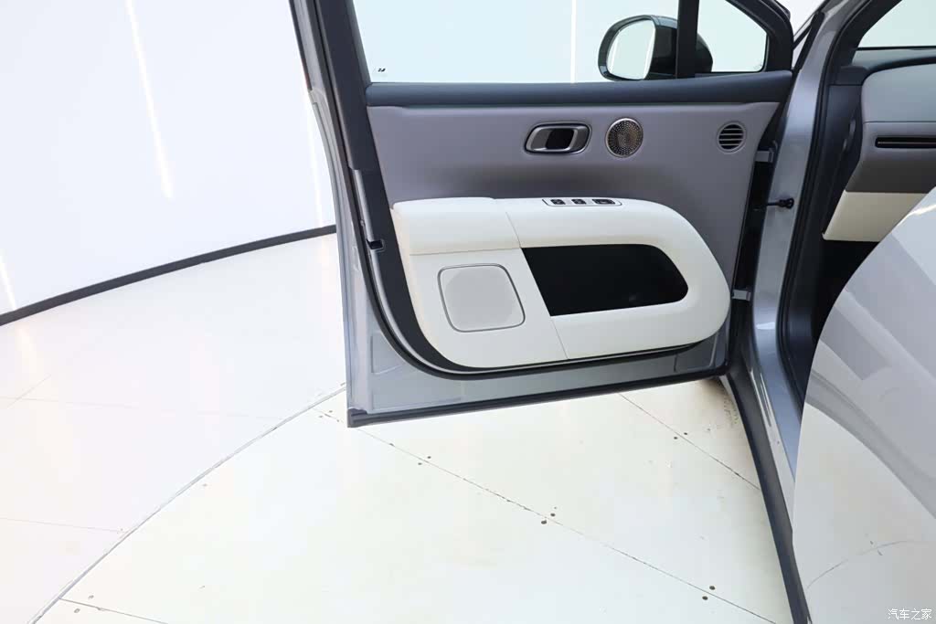 Li Auto i6, 2025 29