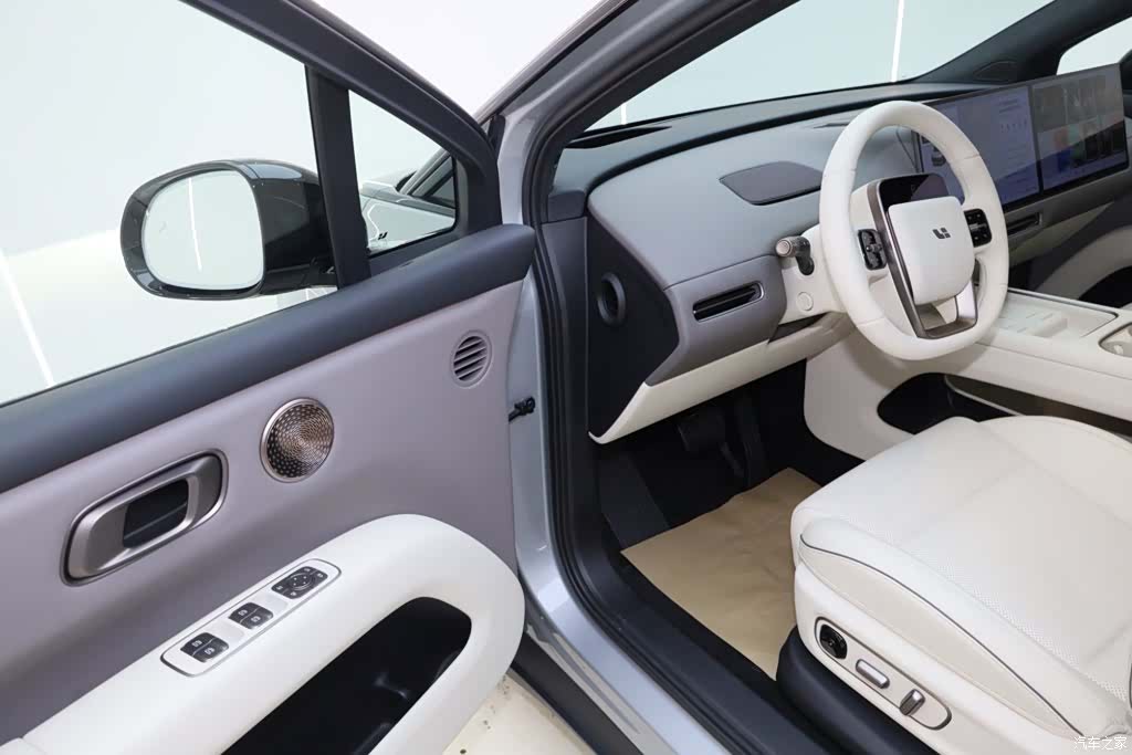 Li Auto i6, 2025 28