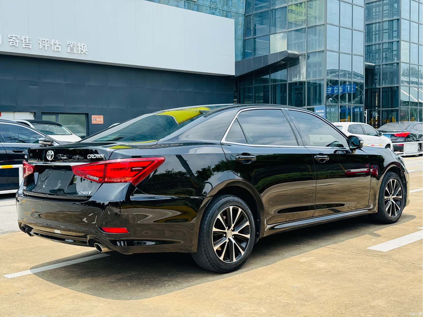 Toyota Crown, 2018 14