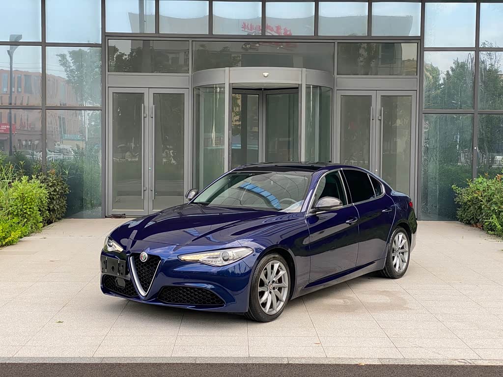Alfa Romeo Giulia