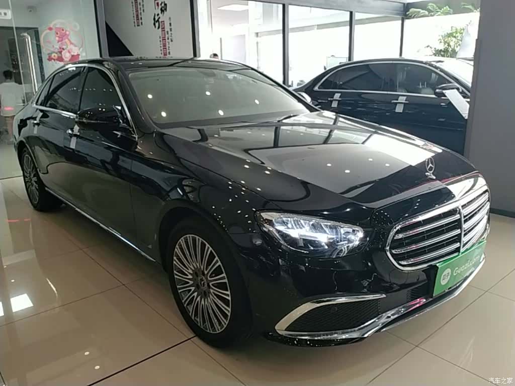 Mercedes-Benz E-Class, 2022 4