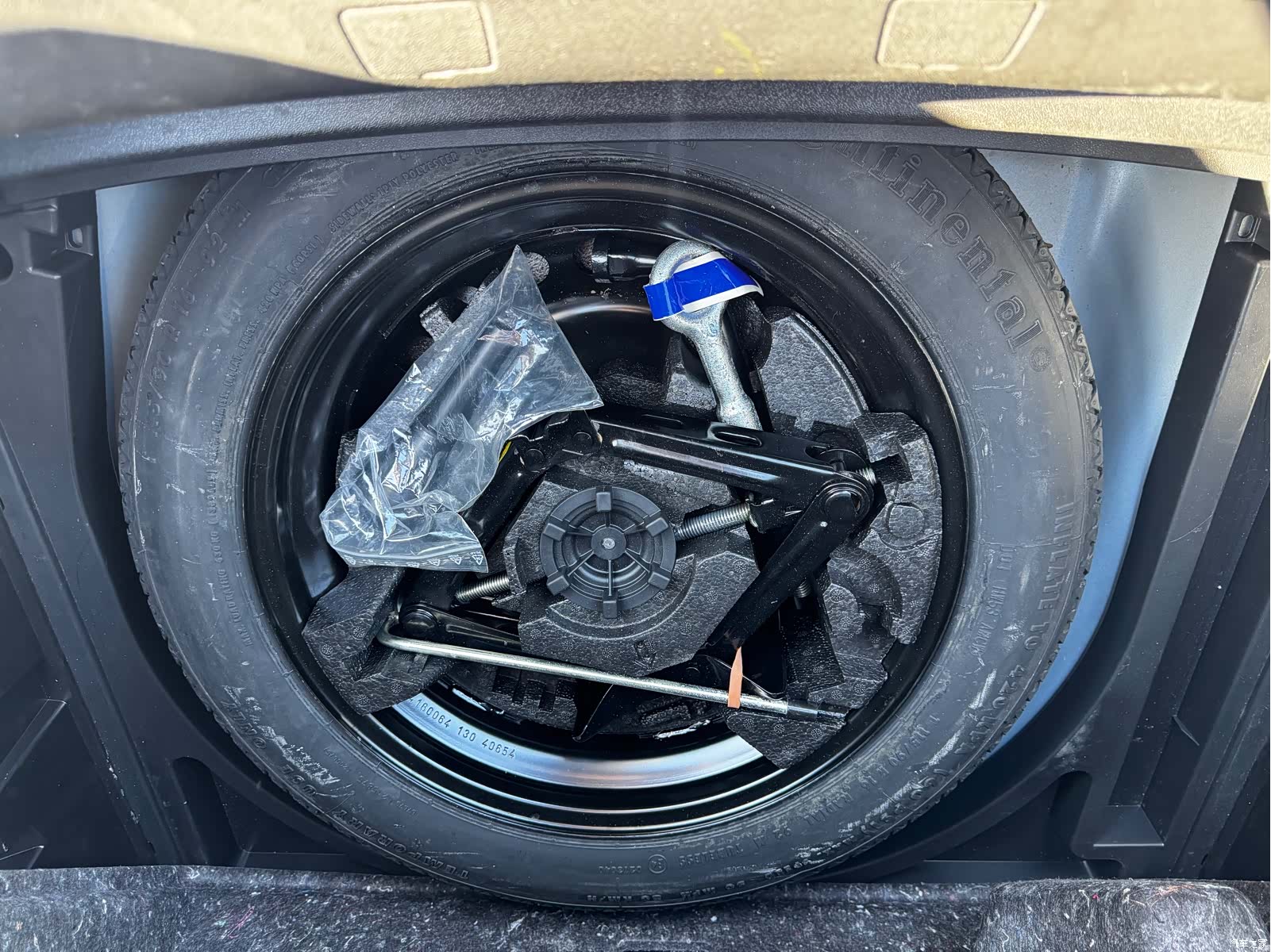 Volvo V40, 2015 22