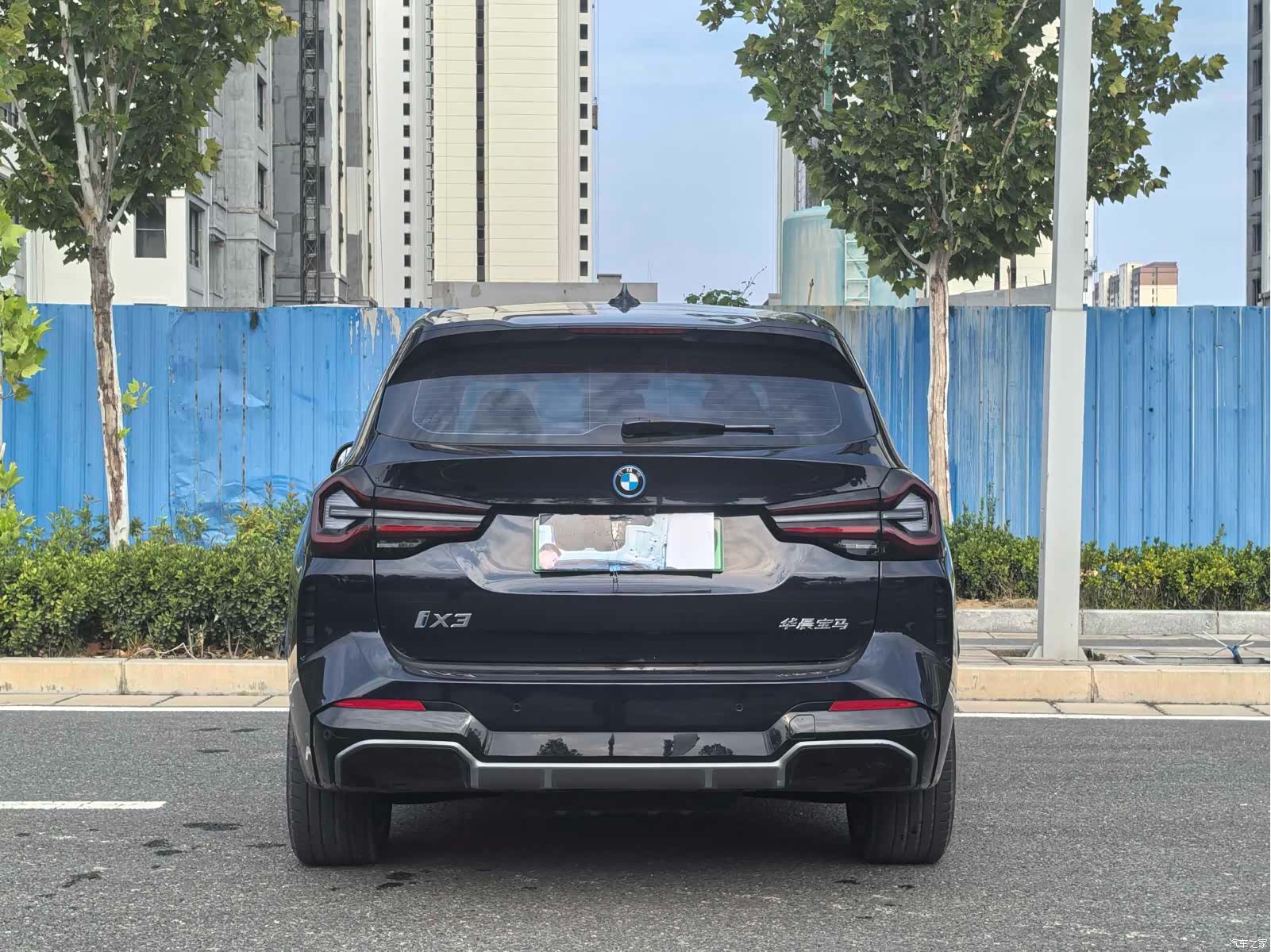 BMW iX3, 2025 8
