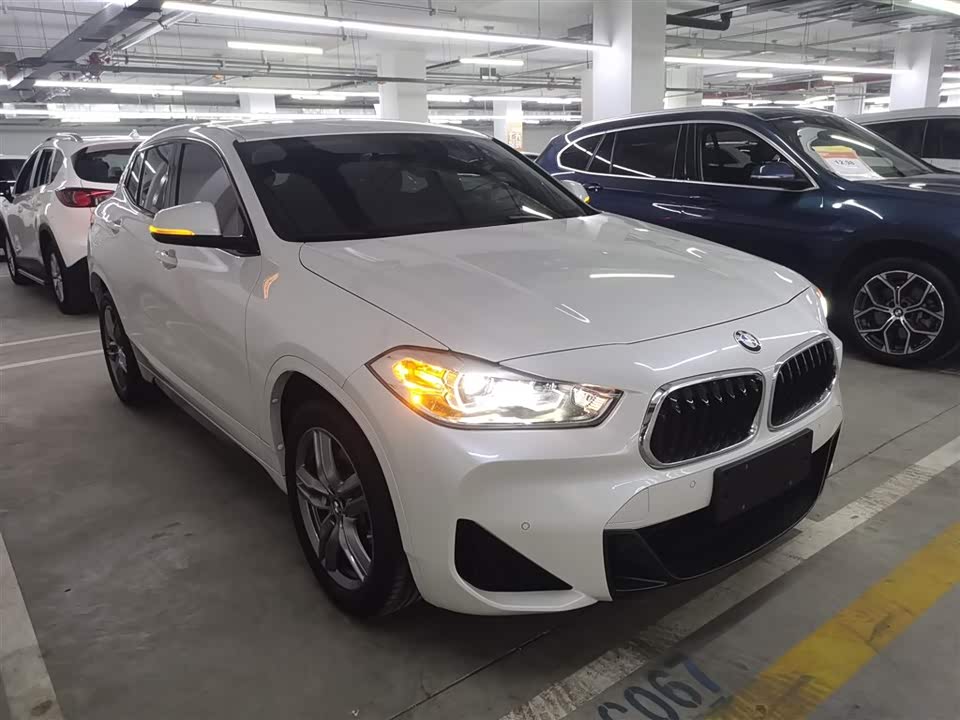BMW X2