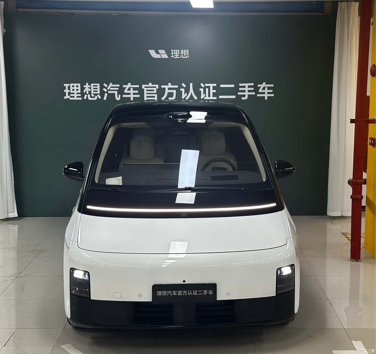 Li Auto MEGA, 2025 6