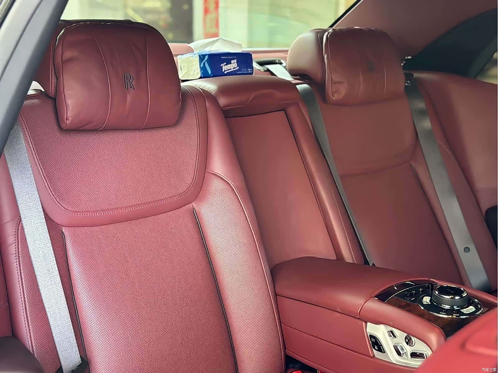 Rolls-Royce Ghost, 2019 13