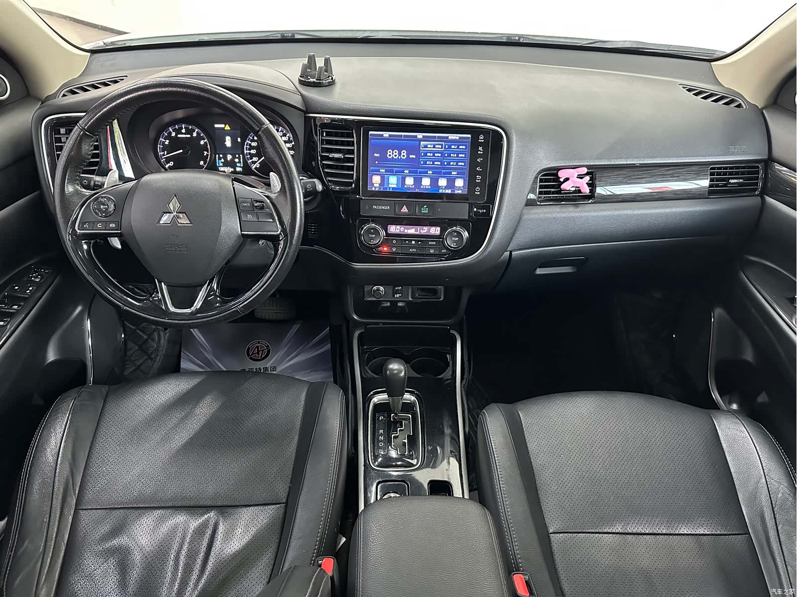 Mitsubishi Outlander, 2017 18